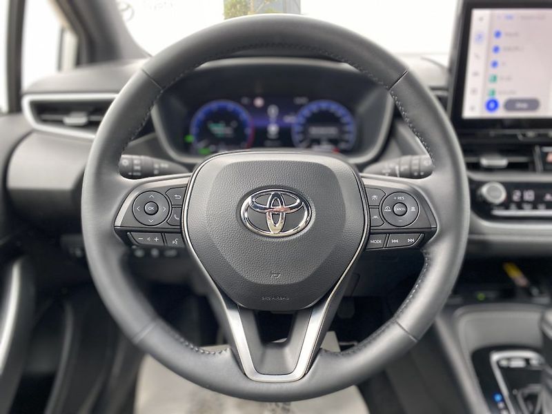 Toyota Corolla 1.8HEV, ČR-1m, Style, DPH - fotka 14 z 32