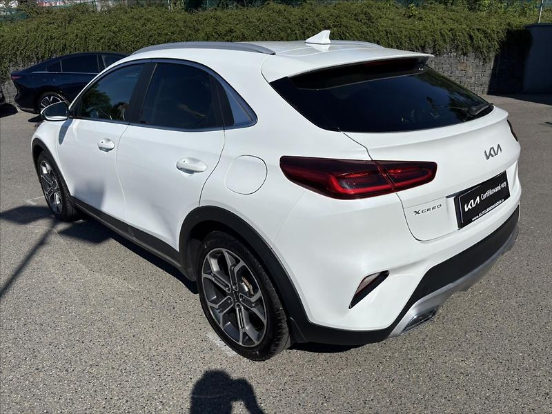 Kia XCeed 1,5 TGDi 118kW TOP ZÁRUKA KŮŽE - fotka 3 z 42