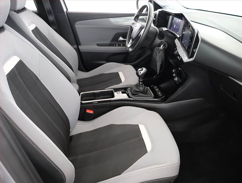 Opel Mokka (2023) Elegance 1.2 Turbo, ČR,1.maj - fotka 7 z 17