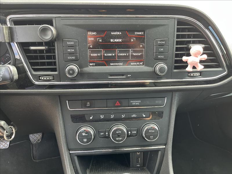 Seat Leon 1,4 TSi 92KW KLIMA ROZVODY - fotka 16 z 40