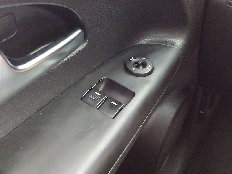 Kia Venga (2015) Exclusive 1.6 CVVT, ČR,1.maj - fotka 16 z 17