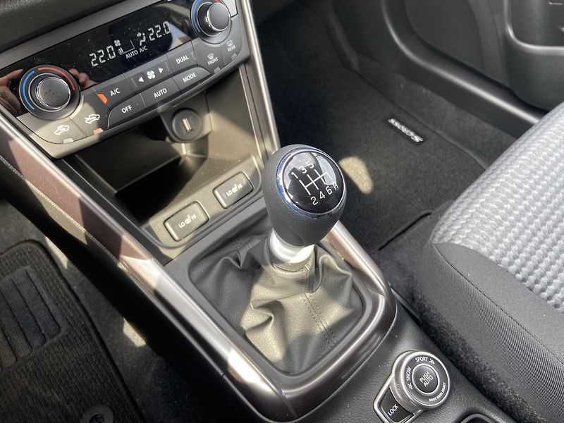 Suzuki S-Cross 1.4 BoosterJet 81kW Premium Al - fotka 20 z 21