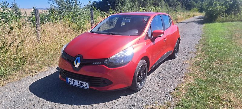 Renault Clio 1,5 dci - fotka 8 z 11