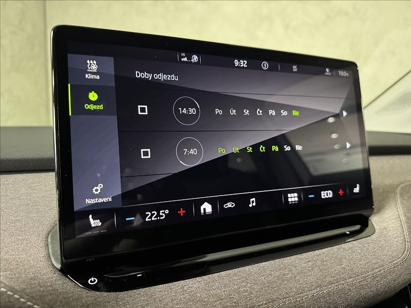Škoda Enyaq 80 Family Plus Matrix Assist - fotka 44 z 49