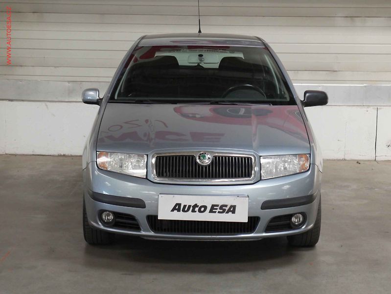 Škoda Fabia (2005) 1.2 HTP, 2.maj,ČR, AC, tažné - fotka 2 z 14