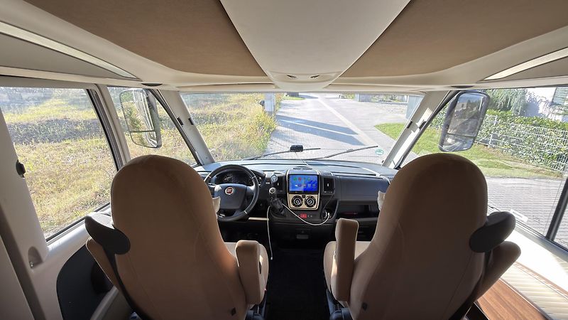 Bürstner Ostatní (2014) Bürstner Elegance I 810 G 3.0 - fotka 10 z 19