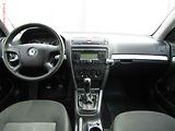 Škoda Octavia (2007) 1.6MPi, ČR, AC, STK1/28 - náhled 8