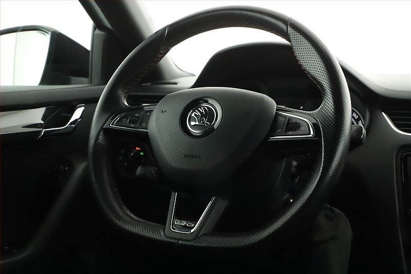 Škoda Octavia (2015) RS 2.0 TDI, Automat - fotka 8 z 21