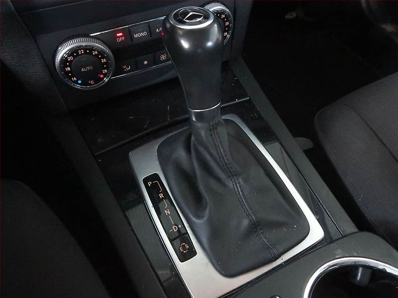 Mercedes-Benz GLK (2011) 220 CDI, 4X4, Automat - fotka 13 z 16