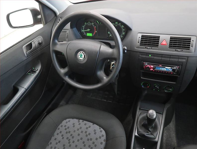 Škoda Fabia (2007) 1.2 12V, nová STK, Tažné - fotka 7 z 12