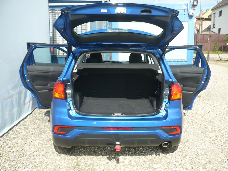 Mitsubishi ASX 1.6i 86Kw Klimatizace - fotka 26 z 33