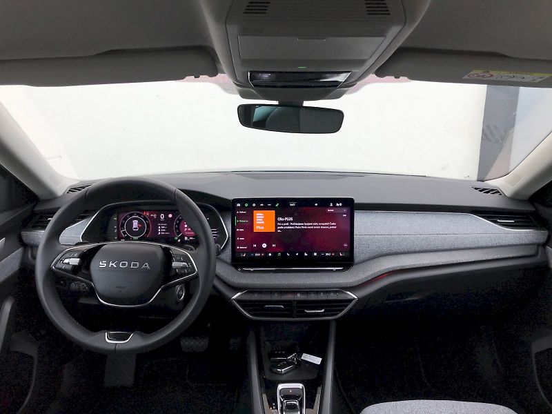 Škoda Octavia (2025) COMBI TOP SELECTION 1,5 TSI M- - fotka 5 z 28