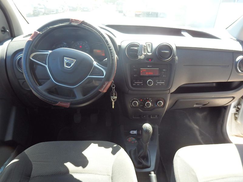 Dacia Dokker 1.6i 4x AIRBAG, ASR - fotka 11 z 13