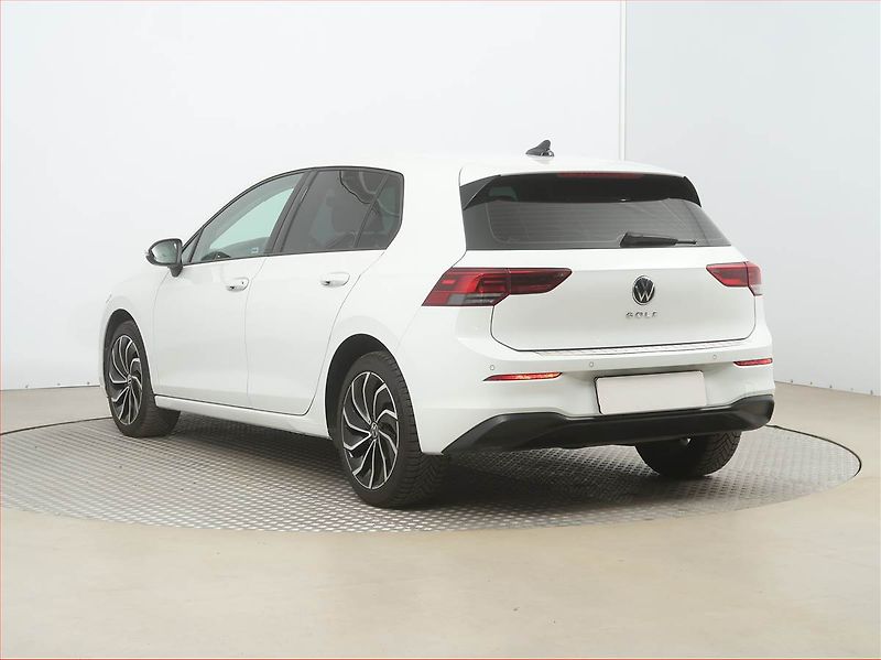 Volkswagen Golf (2022) 2.0 TDI, ČR,1.maj, Tempomat - fotka 4 z 17