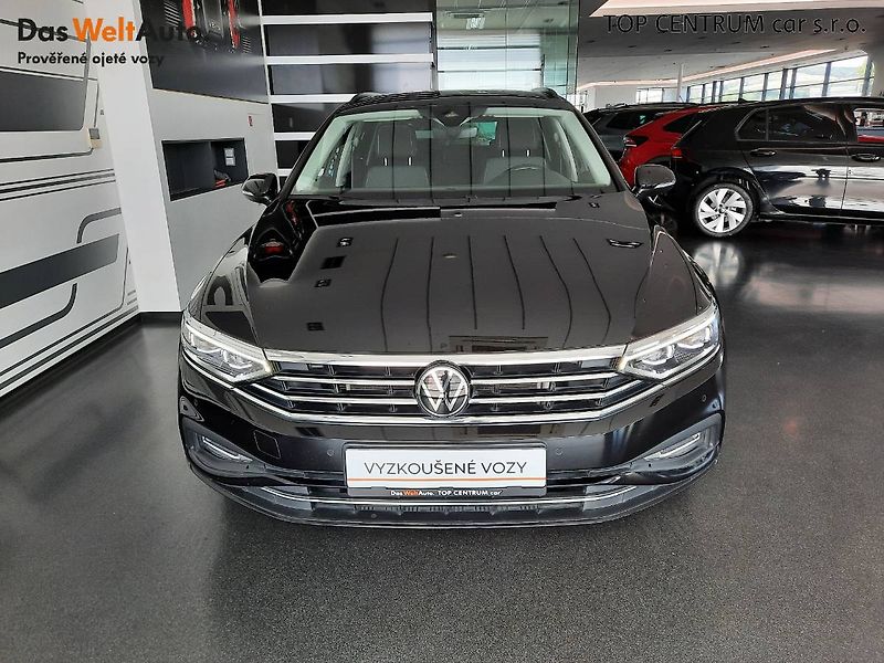 Volkswagen Passat Variant (2023) 2.0 TDI (110kW/150k) DSG, Busi - fotka 4 z 26