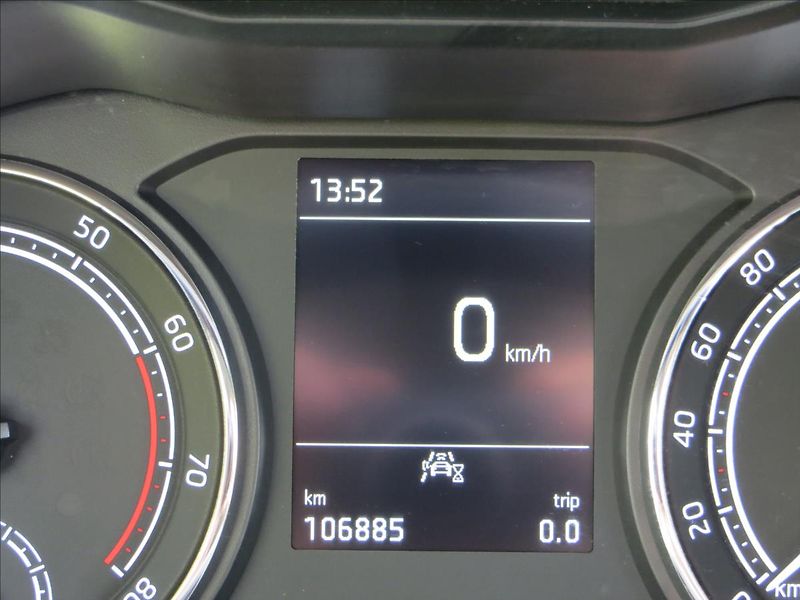 Škoda Scala 1,0 TSI 81kW Style ČR - fotka 20 z 23