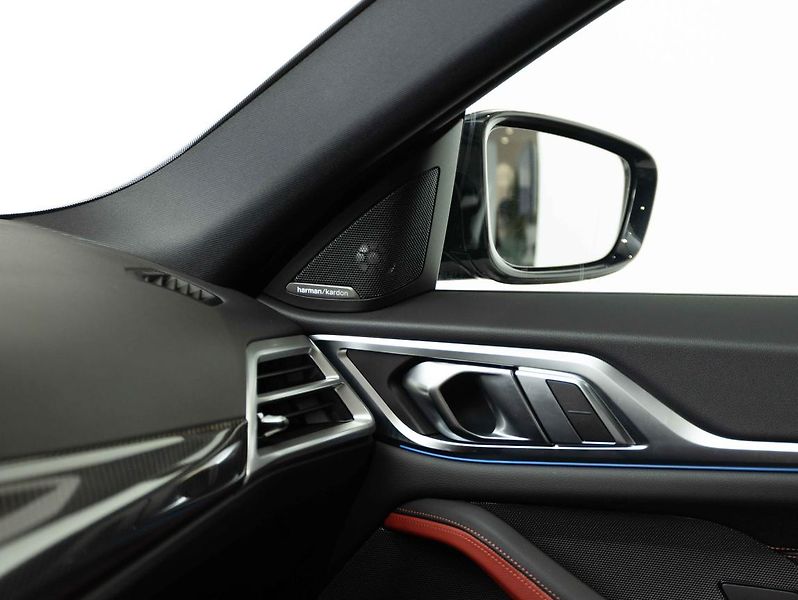 BMW Řada 4 M440i xDrive Gran Coupé - fotka 19 z 20