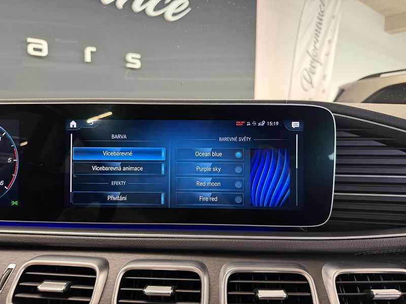 Mercedes-Benz GLS (2019) GLS 400d 4Matic AMG Line - fotka 70 z 111