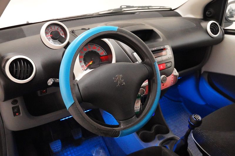 Peugeot 107 - fotka 5 z 6