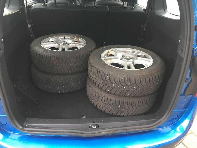 Dacia Lodgy (2015) 1.2 i 85 kW STEPWAY - fotka 16 z 19