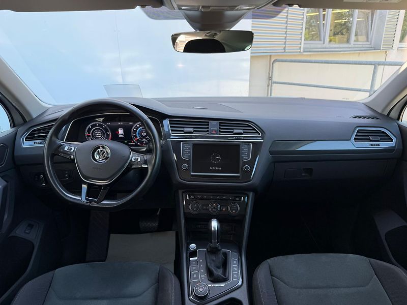 Volkswagen Tiguan Highline 2.0 TDI 140kw DSG 4x4 - fotka 5 z 26