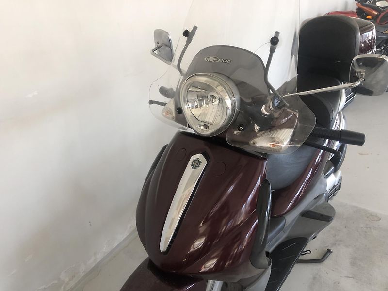 Piaggio Beverly 500 - fotka 13 z 18