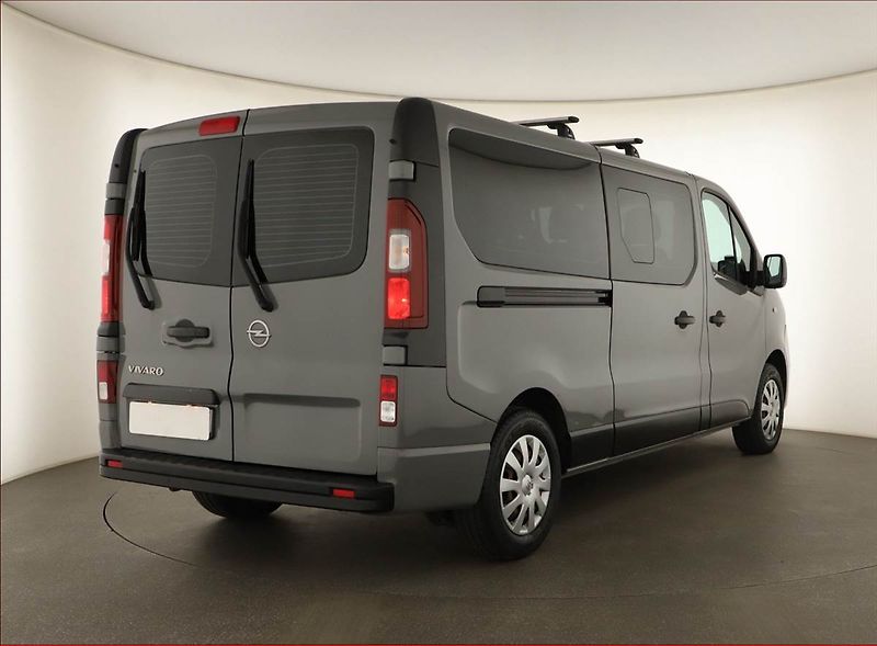 Opel Vivaro (2019) 1.6 BiCDTI, Bus, 9Míst, ČR - fotka 5 z 13