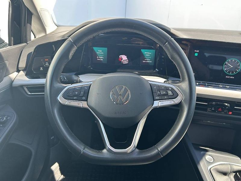 Volkswagen Golf Life 6G 1,5TSi - fotka 11 z 24