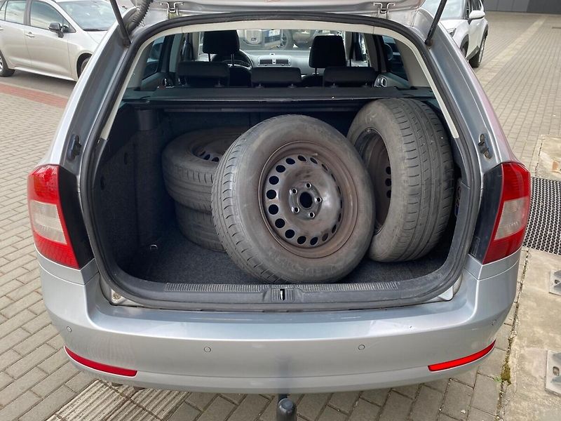 Škoda Octavia 1.9 TDI Combi - fotka 15 z 15