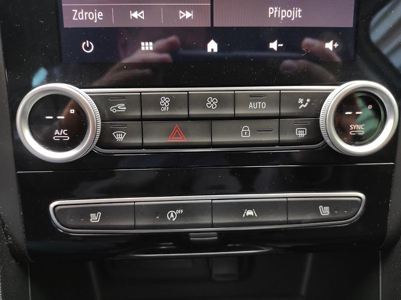 Renault Mégane 1,3TCe Intens AT, EDC, ČR, TZ - fotka 30 z 40