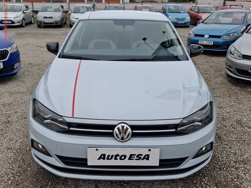Volkswagen Polo (2018) 1.0 TSi, ČR, Beats, +ALU - fotka 2 z 21