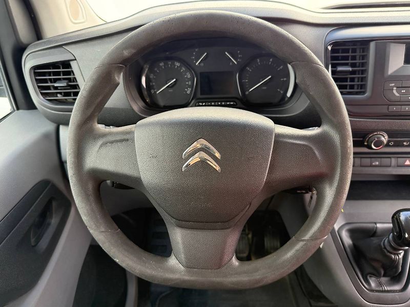 Citroën Jumpy (2017) 1.6 BlueHDi 85 kW - fotka 9 z 20