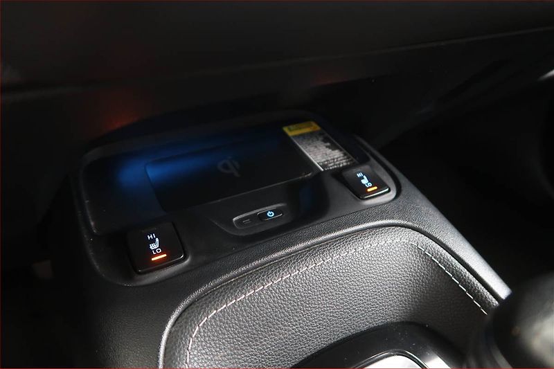 Toyota Corolla (2021) 2.0 Hybrid, Automat - fotka 19 z 19