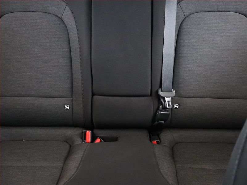 Hyundai Kona (2021) Smart Electric 39 kWh, SoH 92% - fotka 8 z 20