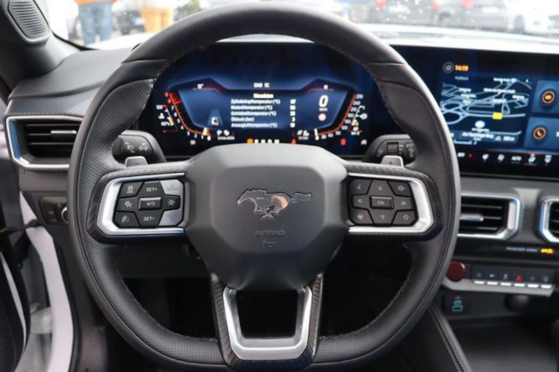 Ford Mustang (2026) 5.0 Convertible MagneRide - fotka 20 z 28