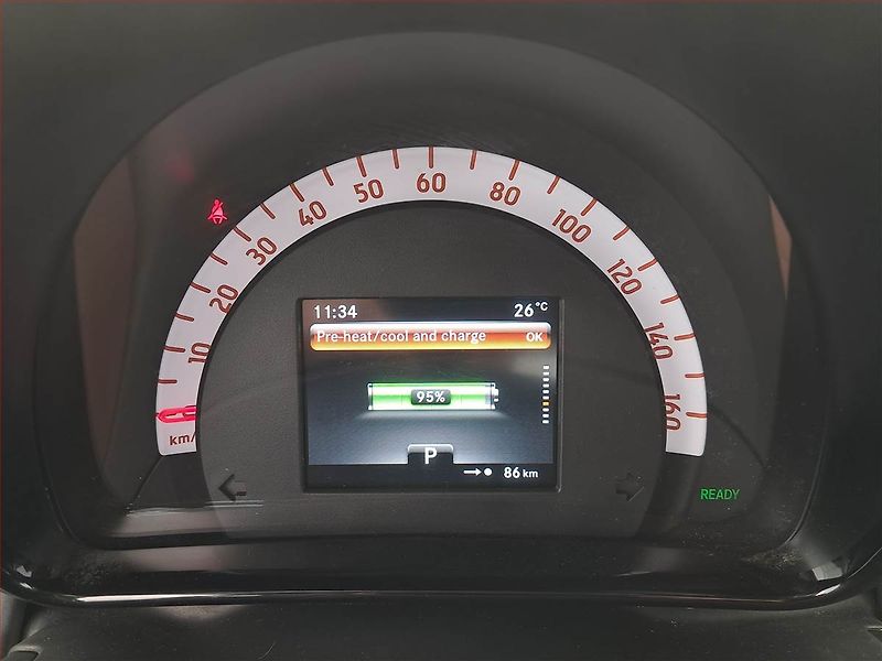 Smart Fortwo (2023) electric drive, SoH 94% - fotka 10 z 21