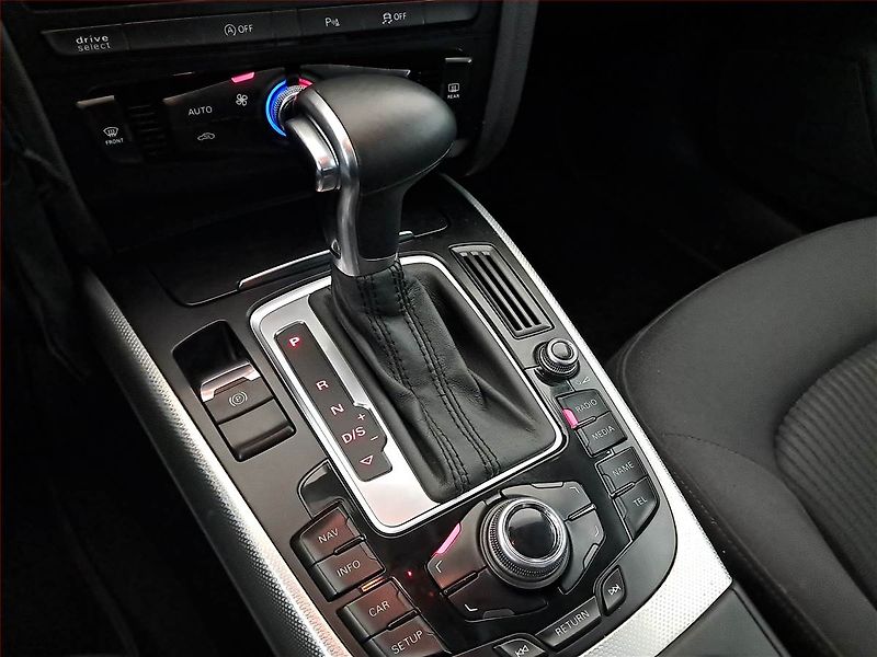 Audi A4 (2013) 2.0 TDI, 4X4, Automat, Navi - fotka 16 z 17