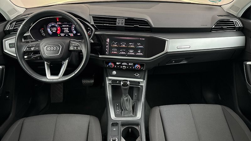 Audi Q3 2.0 35TDI S Tronic - fotka 8 z 24