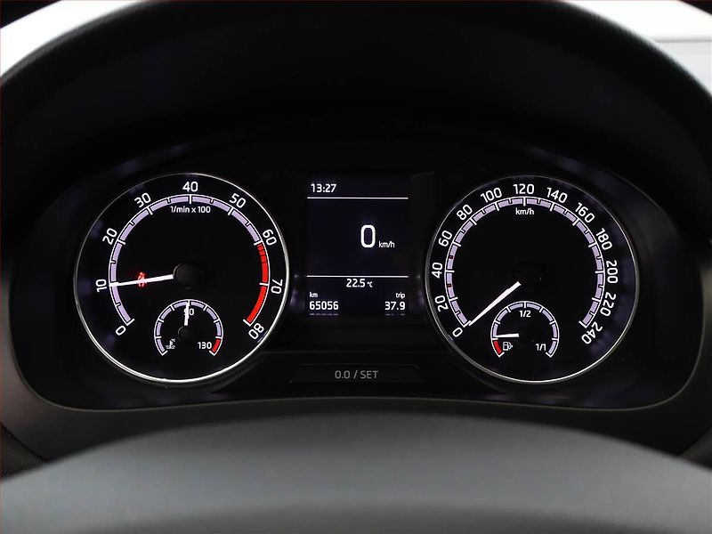 Škoda Rapid (2019) Spaceback 1.0 TSI, Serv.kniha - fotka 9 z 15