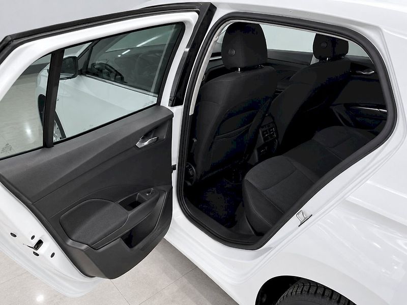 Škoda Fabia (2025) TOP SELEC TS 70/1.0 M5F - fotka 13 z 29