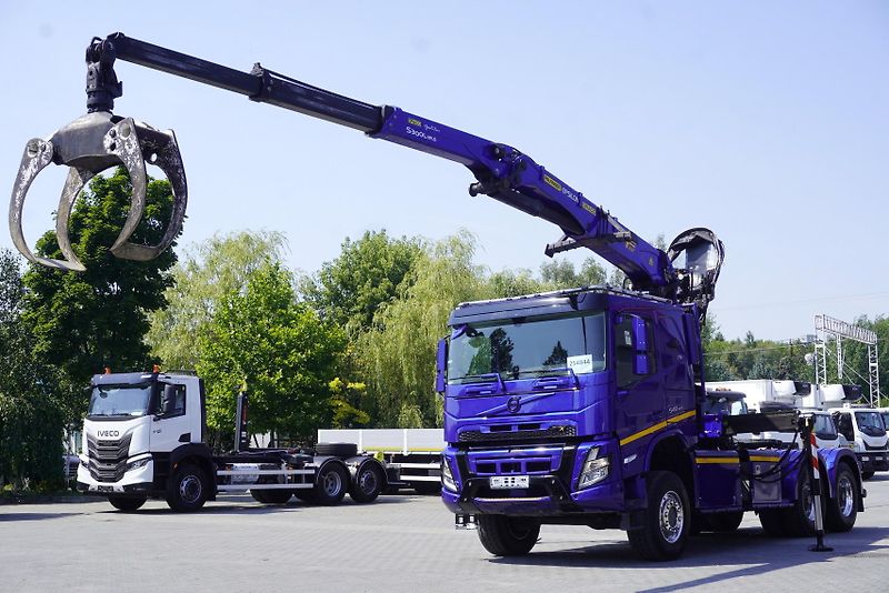 Volvo (2024) FMX 540 Forestal tractor / 6x6 - fotka 13 z 24