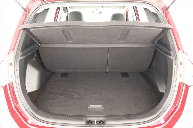 Hyundai ix20 (2013) 1.4 CVVT, ČR,1.maj - fotka 14 z 14