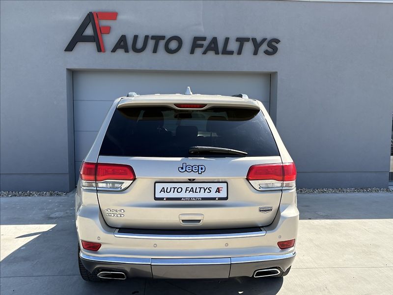 Jeep Grand Cherokee 3,0 CRD 184KW SUMMIT ČR.1.MAJ. - fotka 6 z 38
