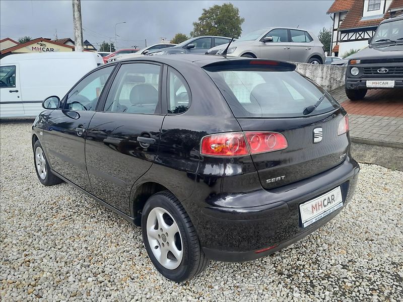 Seat Ibiza 1,4i16V - fotka 5 z 40
