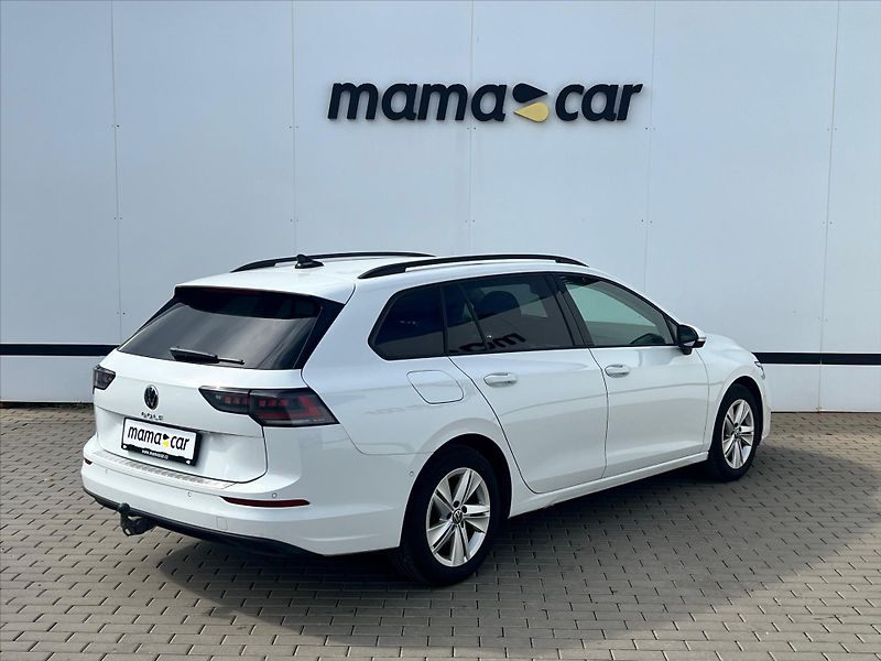 Volkswagen Golf 2.0TDI LIFE ACC NAVI 1.MAJ ČR - fotka 2 z 3