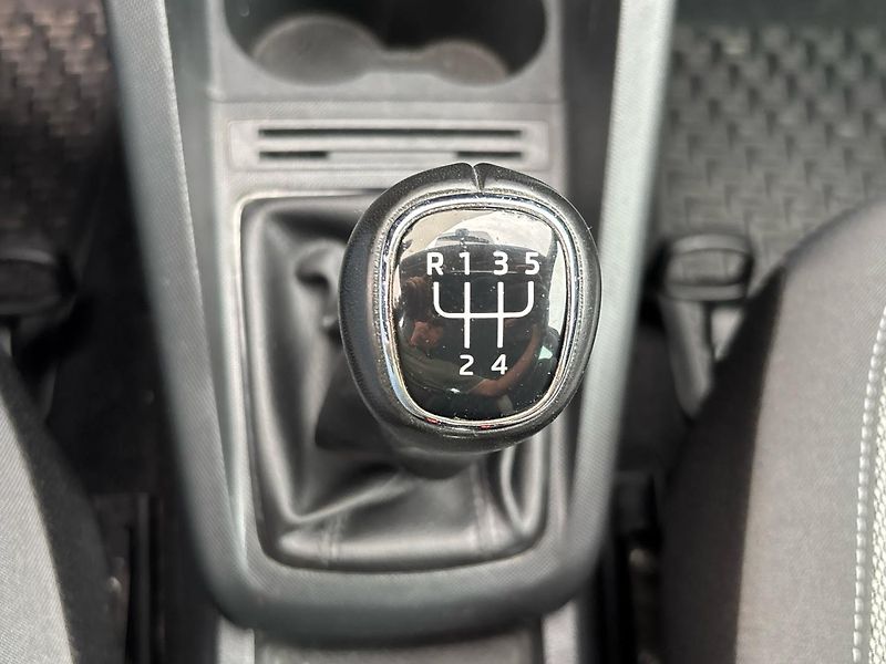 Škoda Fabia AMBITION - fotka 25 z 25