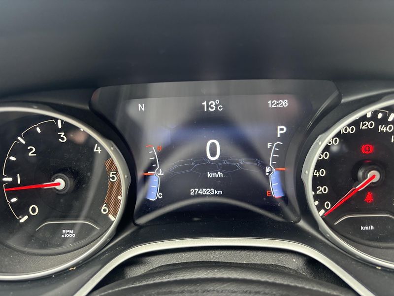 Jeep Compass (2017) 2.0 M-JET, 103kW, ČR, 1majitel - fotka 6 z 8