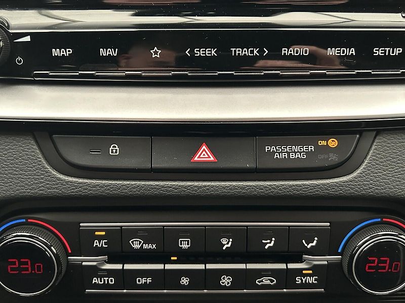 Kia ProCeed 1.5 T-GDi  GT LINE PLUS - fotka 15 z 29