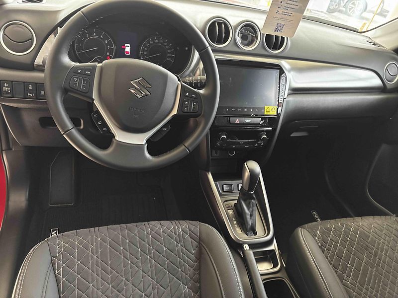 Suzuki Vitara (2026)  1,4 BoosterJet Elegance AT  - fotka 3 z 3