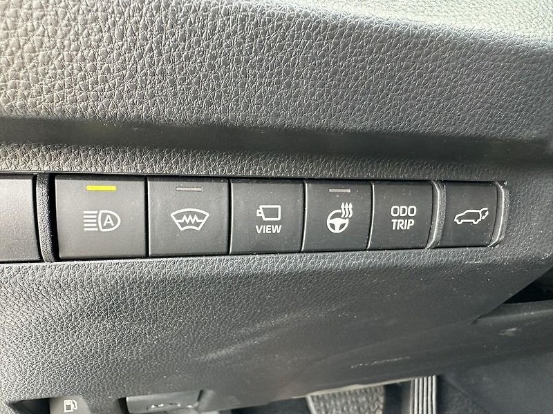 Toyota RAV4 (2025) EXECUTIVE PHEV 4x4, JBL 2,5l   - fotka 17 z 27